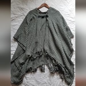 Houndstooth Shrug